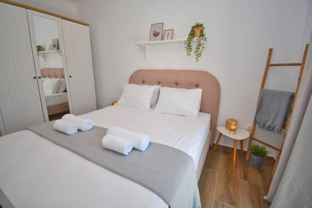 Potamos Deluxe White Apartment Buitenkant foto